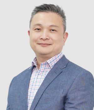 Dr Lum Wan Wei