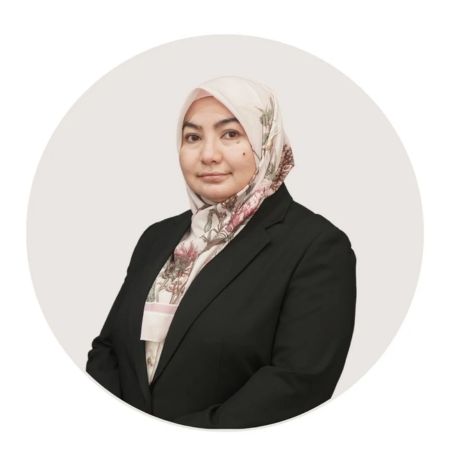 Dr. Fitreena Anis Amran